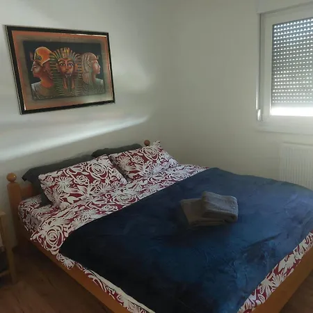 Apartment King *